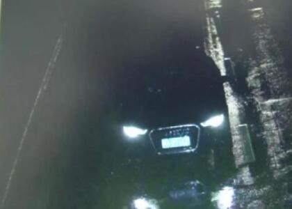奇葩！西安男子1副假車牌套7輛車，竟是為了省停車費！